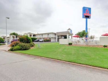 Studio 6 Midwest City, Ok – Oklahoma City