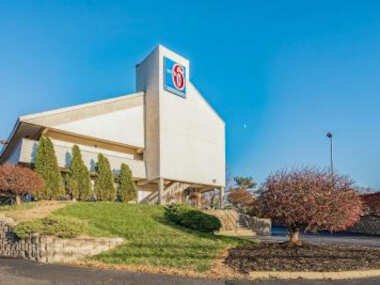 Motel 6-Cincinnati, OH – Central – Norwood
