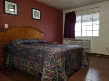 Buckboard Motel