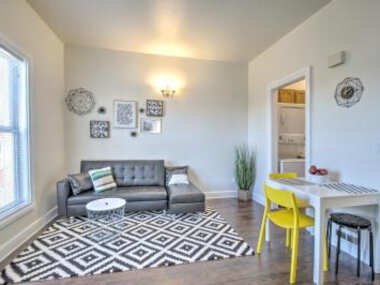 Renovated Bright 1 BR in the heart of Capitol Hill  APT B
