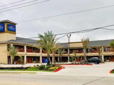 Baymont by Wyndham Houston Hobby Airport