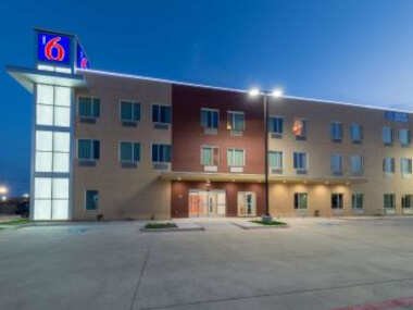 Motel 6 Fort Worth, TX – North – Saginaw