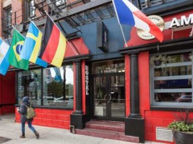 Chicago Parthenon Hostel