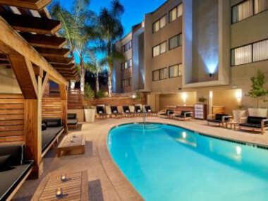 The Anza-a Calabasas Hotel