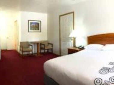 Austin’s Chuckwagon Motel