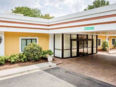 Budgetel Inn & Suites Atlanta
