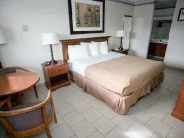 Pacific Inn