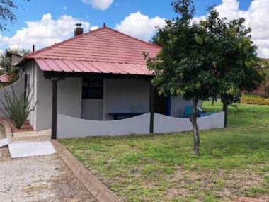 El Viejo Adobe – Across from Sul Ross campus