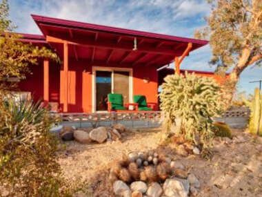 Chuck’s Cabin in a Joshua Tree Community