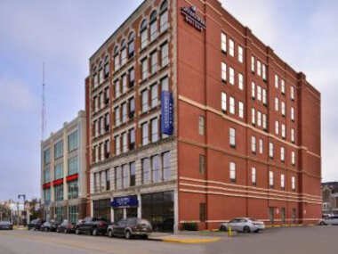 Candlewood Suites Terre Haute, an IHG Hotel