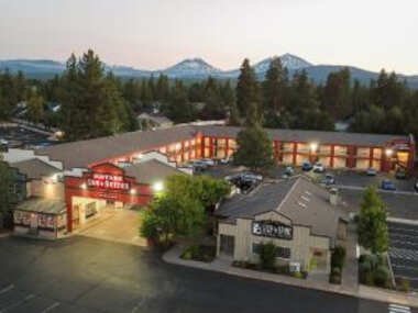 Sisters Inn & Suites