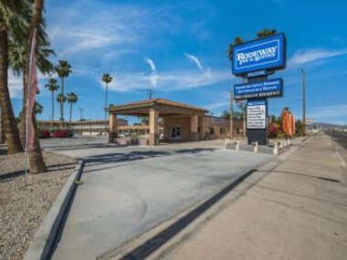 Rodeway Inn & Suites