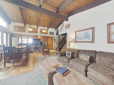 Timberline Condominiums 2 Bedroom Loft 2 Bath Standard Unit B3E