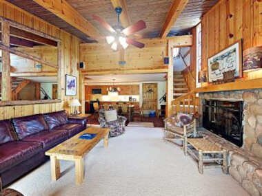 Timberline Condominiums 2 Bedroom Loft 2 Bath Deluxe Unit D3H