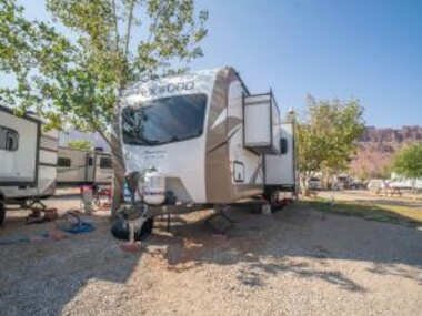 Outdoor Glamping Rockwood Trailer OK28