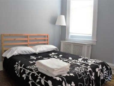 Clover 2900 – Apartment and Rooms with Private Bathroom near Washington Ave South Philly
