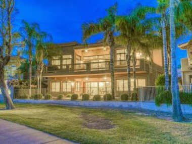 Vista del Lago A Golf Course Facing Luxury Villa with Heated Pool