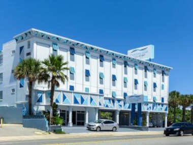 Chateau Mar Beach Resort