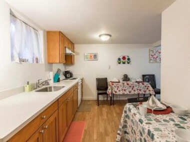 Seattle Urban Village- Unit B- Lago Vista- Lake Union- Sleeps 6