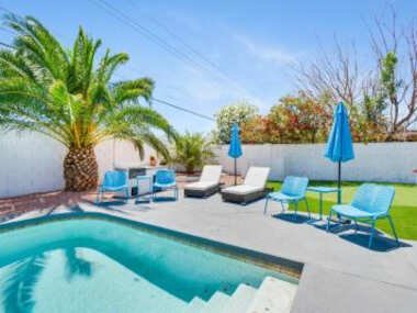 Greenway Villa, Newly remodeled, Pool, Putting green and Patio