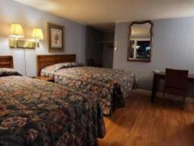 The Tallwood Motel