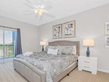 Stunning 3BR Near Disney – Pool and Hot Tub!