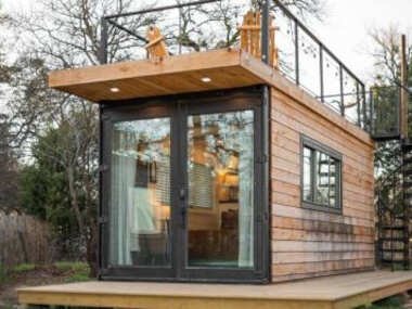 Deer Creek Tiny Container Home-12 Min to Magnolia