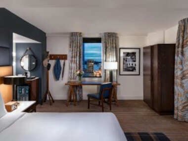 Hotel Theodore