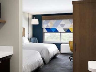 Holiday Inn Express – New Rochelle, an IHG Hotel