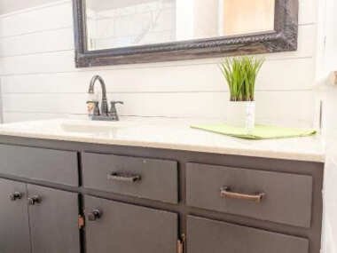 Cozy 3BR w/ King BR – Near Sanf. Hosp – USF/Augie