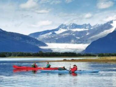 Twin Peaks – Great Location! Walk to Mendenhall Glacier – DISCOUNTS ON TOURS!