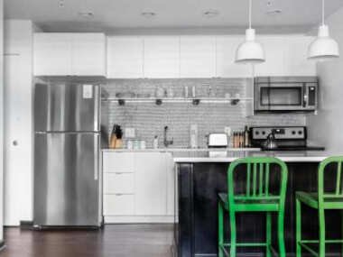 SoBro Guest House by Black Swan