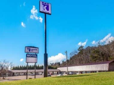 Knights Inn – Cleveland
