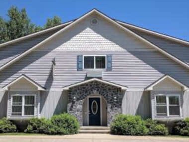 The Inn of Lake George
