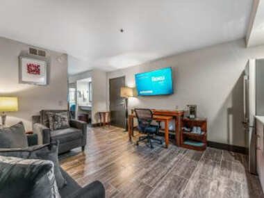 Studio Full Kitchen Tempe Studio w pool, jacuzzi, gym perfect location No Pets allowed please