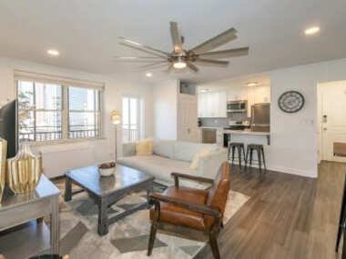 StayATL – High Rise Condo Downtown ATL with Views #12B