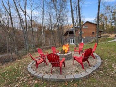 The Ponderosa – w Private Hot Tub Indoor Pool