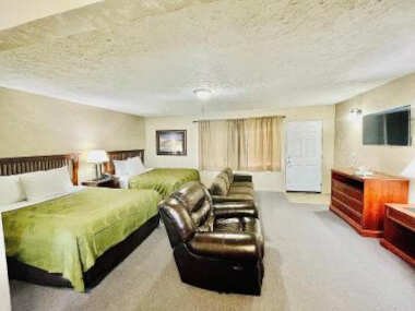Sage N Sand Motel
