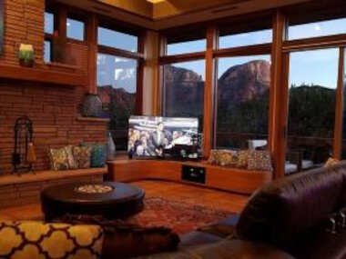 Palisades Villa 3 Acres Of Pure Privacy Estate Bordering National Forest Privacy Amp Views