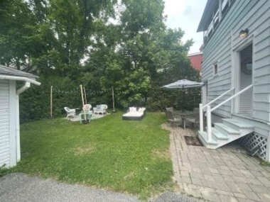 Heart-of-Burlington Four Bedroom Apartment