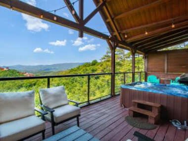 Sunset in the Smokies – Hot Tub and Game Room