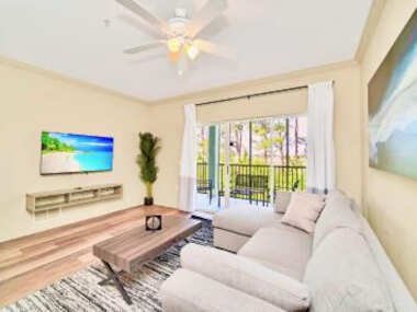 Near Disney – Spacious 3BR Condo with Pool & Hot Tub!