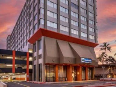 Best Western The Plaza Hotel – Free Breakfast
