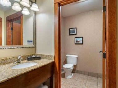 Comfort Inn & Suites Lincoln City