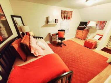 Room in Guest room – Fall Room 3min From Yale, And Other Colleges