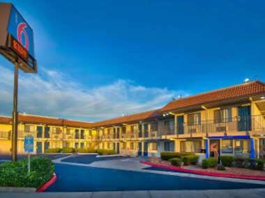 Motel 6-Vallejo, CA – Six Flags West