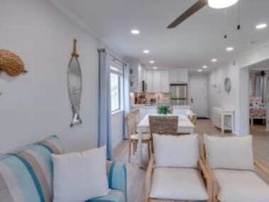 Renovated Getaway W Tennis Pool and Beach Access