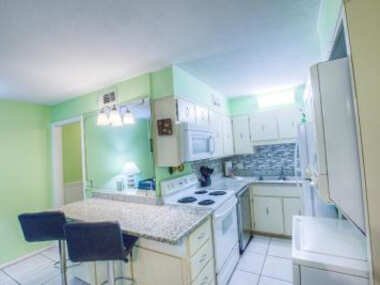 Fantastic Ocean Front 1 Bd Condo at The Summit 325 Beach Resort in Panama City Beach