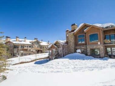Woodrun 1 Bedroom Ski-In, Ski-Out Condo