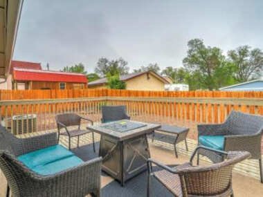 3BD Family Vacation Home Near Hiking & Downtown